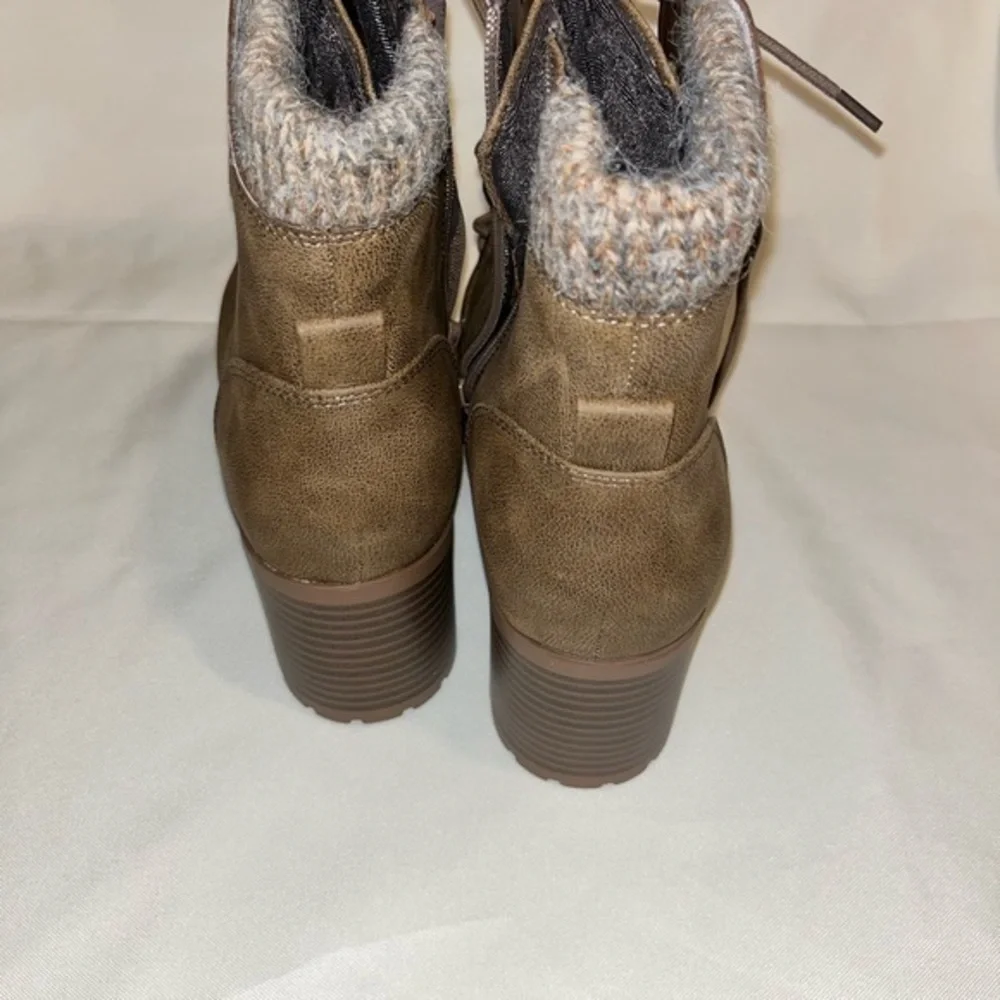 Soda‎ women ankle boots brand new size 10. Warm taupe with box. - Picture 2 of 7